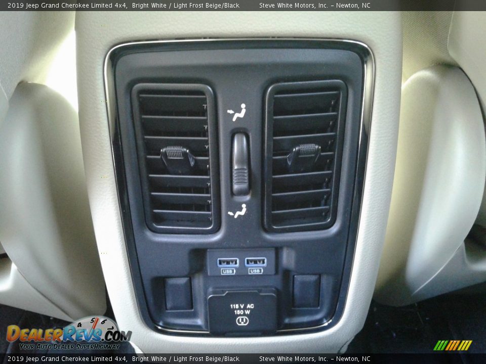 2019 Jeep Grand Cherokee Limited 4x4 Bright White / Light Frost Beige/Black Photo #13