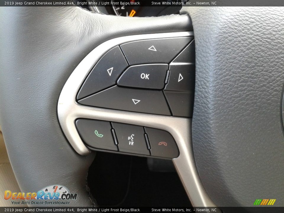 2019 Jeep Grand Cherokee Limited 4x4 Bright White / Light Frost Beige/Black Photo #17