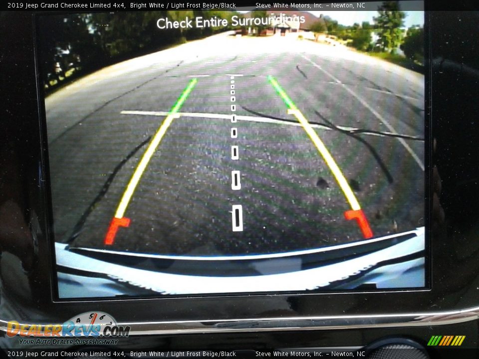 2019 Jeep Grand Cherokee Limited 4x4 Bright White / Light Frost Beige/Black Photo #22