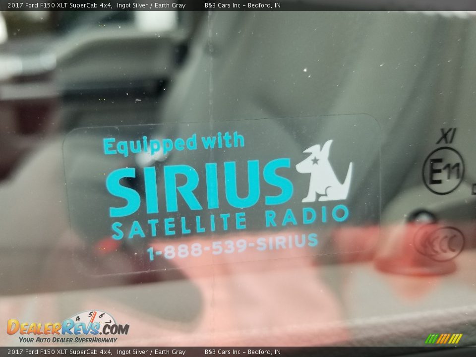 2017 Ford F150 XLT SuperCab 4x4 Ingot Silver / Earth Gray Photo #36
