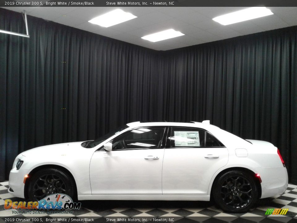2019 Chrysler 300 S Bright White / Smoke/Black Photo #1