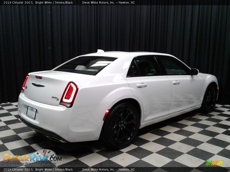 2019 Chrysler 300 S Bright White / Smoke/Black Photo #6