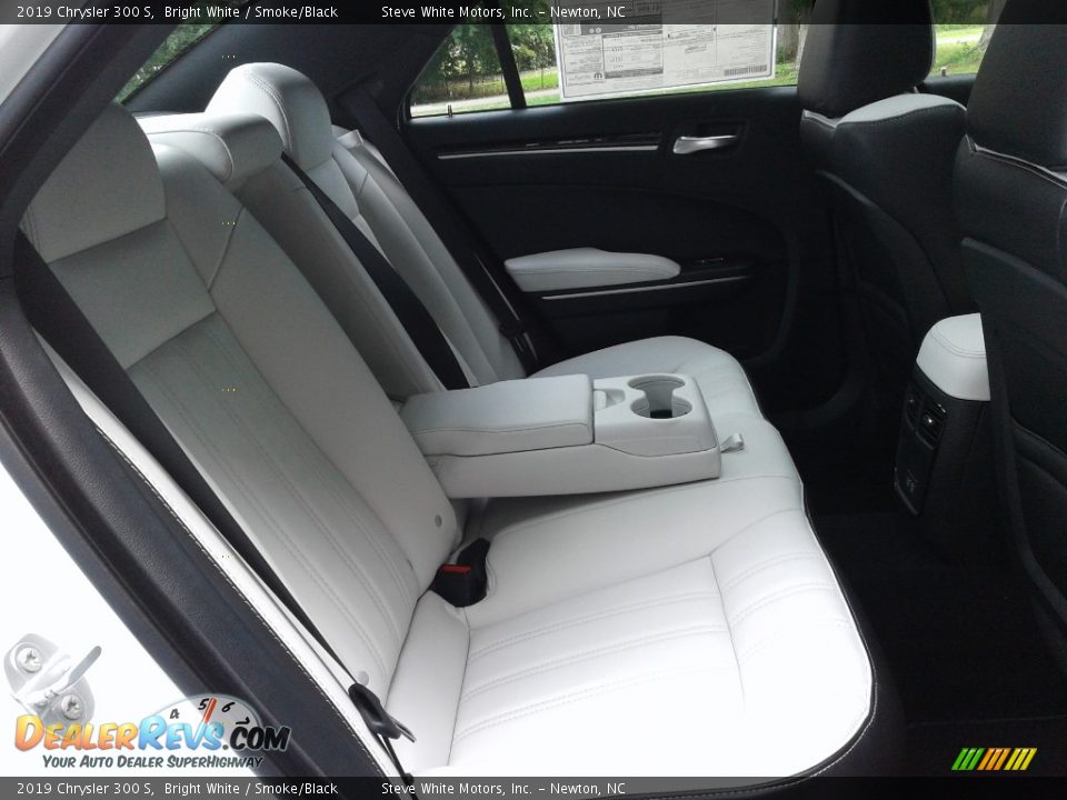 2019 Chrysler 300 S Bright White / Smoke/Black Photo #14