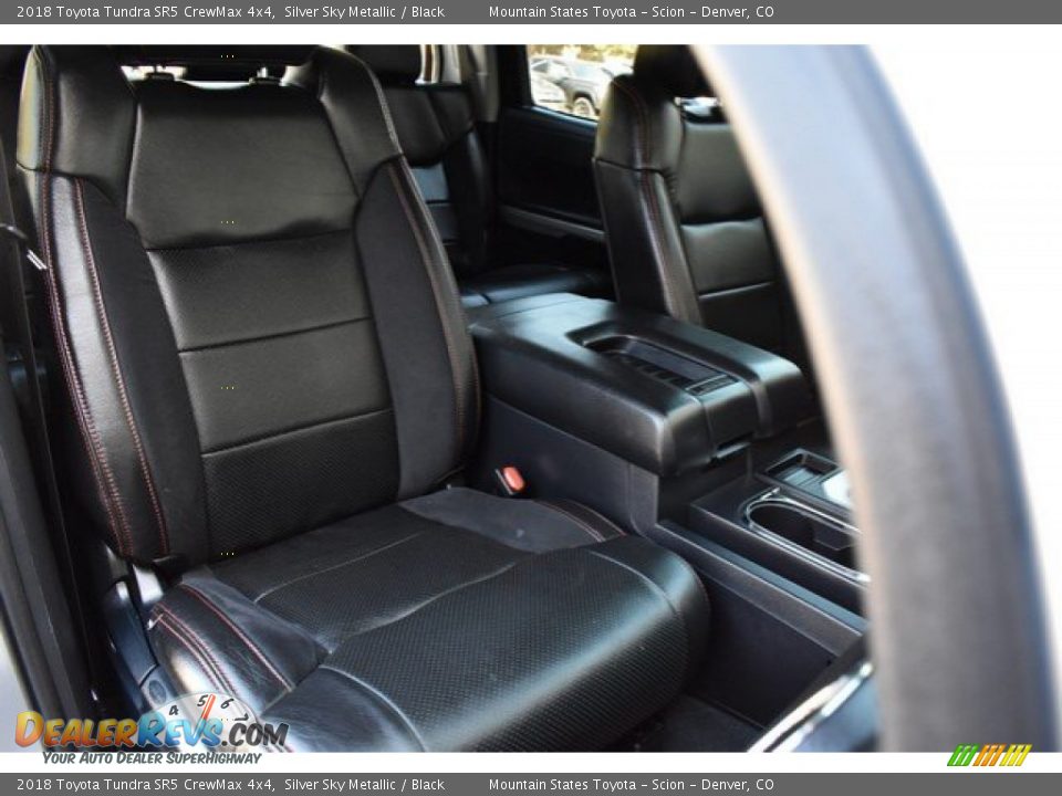 2018 Toyota Tundra SR5 CrewMax 4x4 Silver Sky Metallic / Black Photo #18