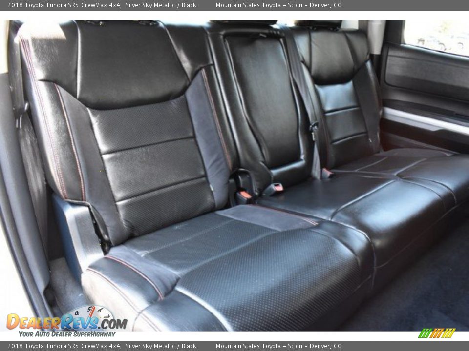 2018 Toyota Tundra SR5 CrewMax 4x4 Silver Sky Metallic / Black Photo #22