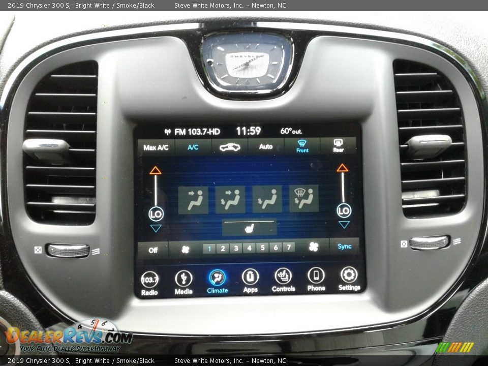 2019 Chrysler 300 S Bright White / Smoke/Black Photo #23