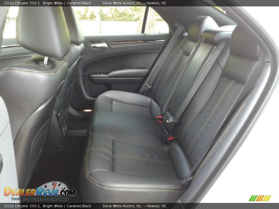 2019 Chrysler 300 S Bright White / Caramel/Black Photo #11