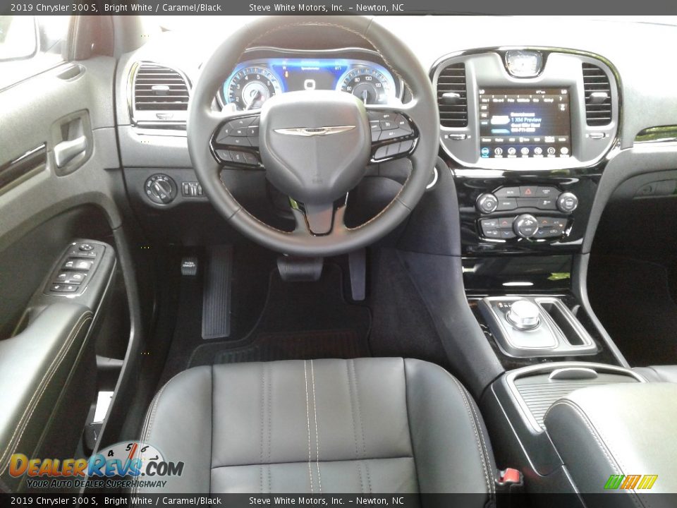2019 Chrysler 300 S Bright White / Caramel/Black Photo #30