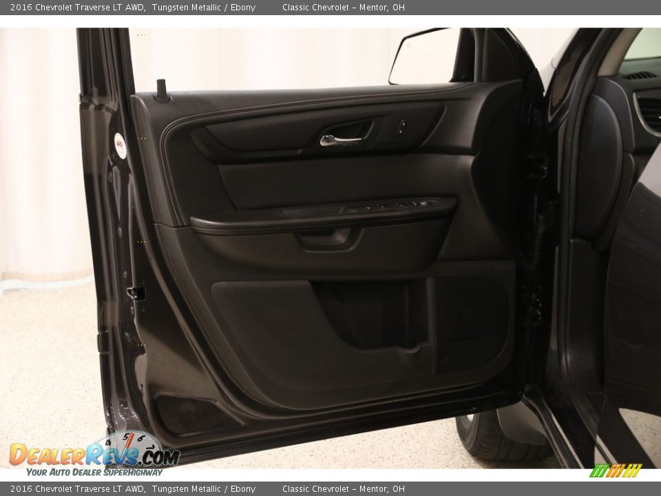 2016 Chevrolet Traverse LT AWD Tungsten Metallic / Ebony Photo #4