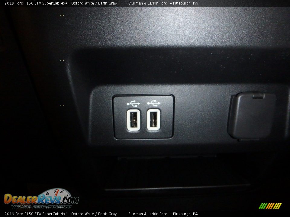 2019 Ford F150 STX SuperCab 4x4 Oxford White / Earth Gray Photo #15