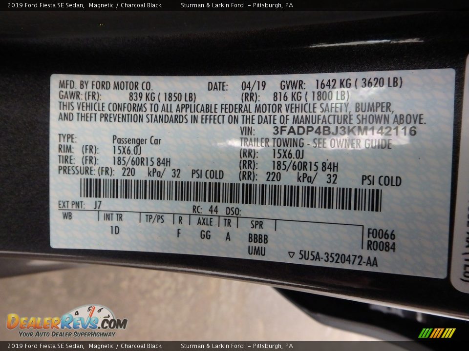 2019 Ford Fiesta SE Sedan Magnetic / Charcoal Black Photo #11