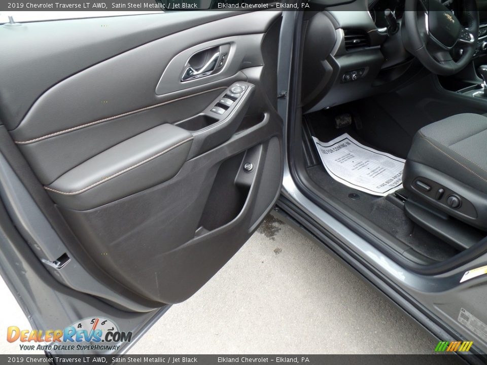 2019 Chevrolet Traverse LT AWD Satin Steel Metallic / Jet Black Photo #12