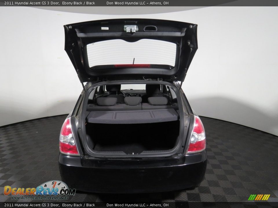 2011 Hyundai Accent GS 3 Door Ebony Black / Black Photo #11