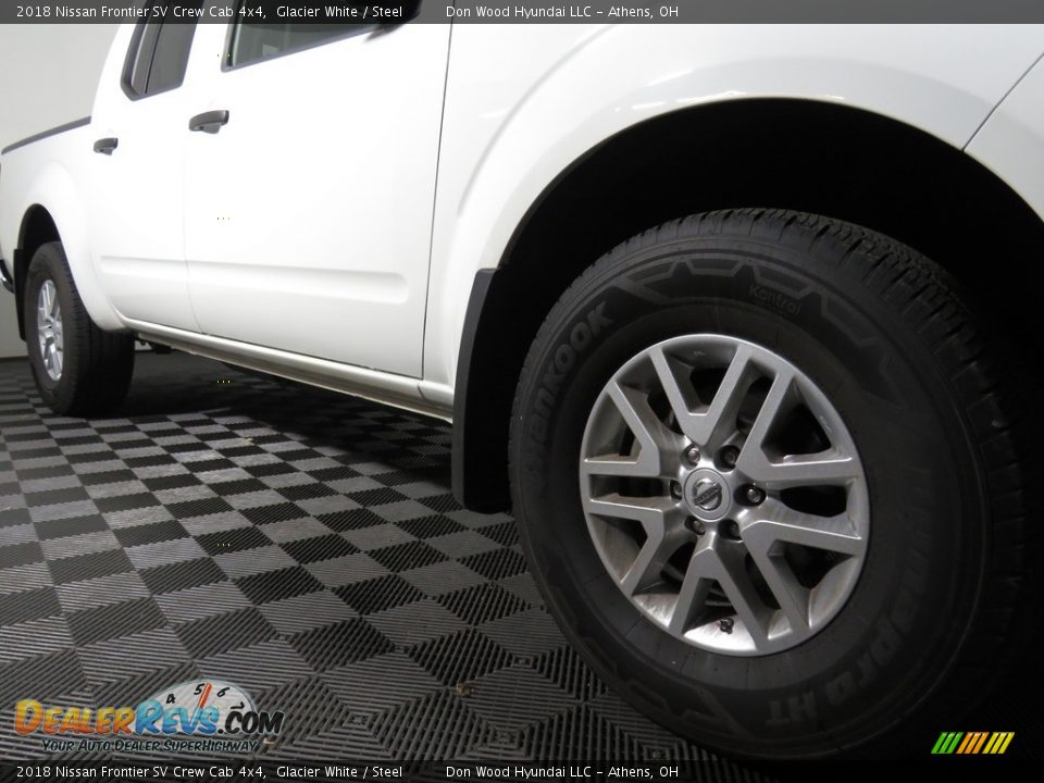 2018 Nissan Frontier SV Crew Cab 4x4 Glacier White / Steel Photo #3