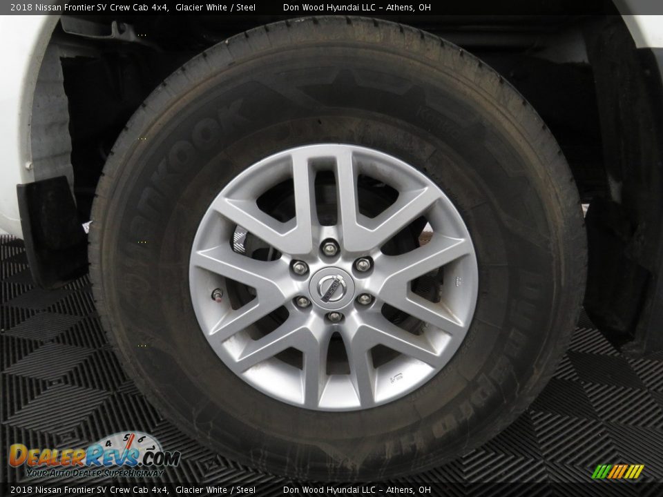 2018 Nissan Frontier SV Crew Cab 4x4 Glacier White / Steel Photo #18