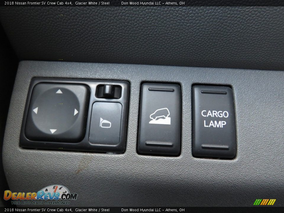 2018 Nissan Frontier SV Crew Cab 4x4 Glacier White / Steel Photo #34
