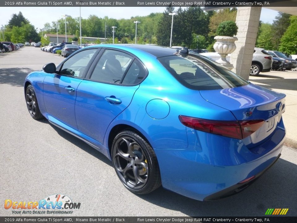 2019 Alfa Romeo Giulia Ti Sport AWD Misano Blue Metallic / Black Photo #5