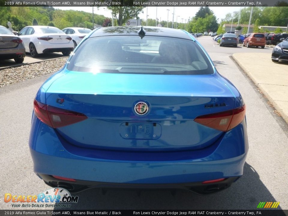 2019 Alfa Romeo Giulia Ti Sport AWD Misano Blue Metallic / Black Photo #7