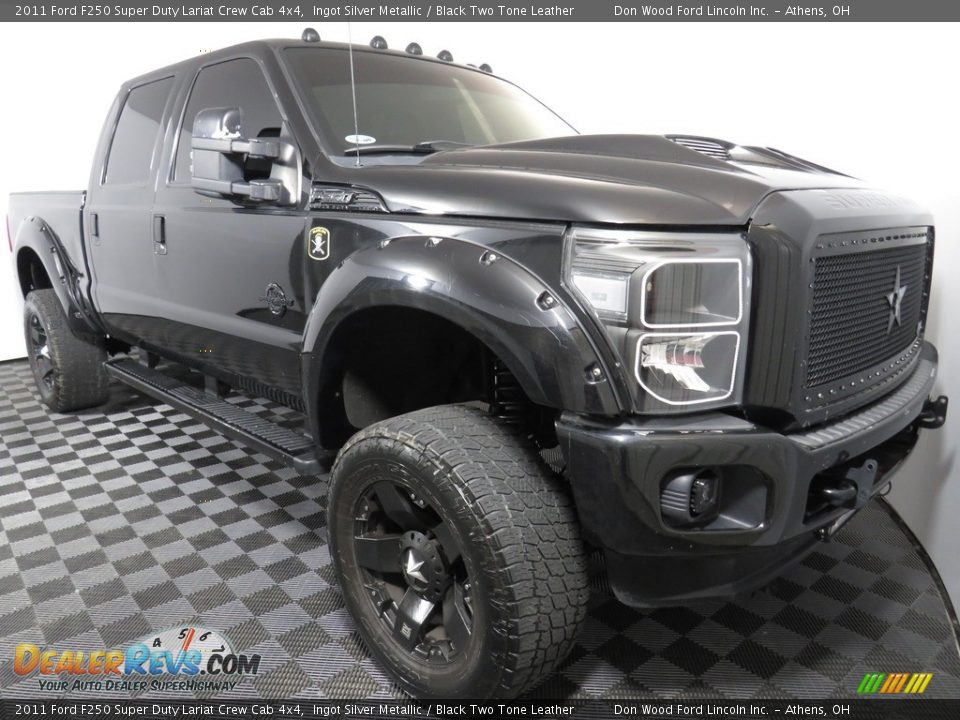 2011 Ford F250 Super Duty Lariat Crew Cab 4x4 Ingot Silver Metallic / Black Two Tone Leather Photo #3