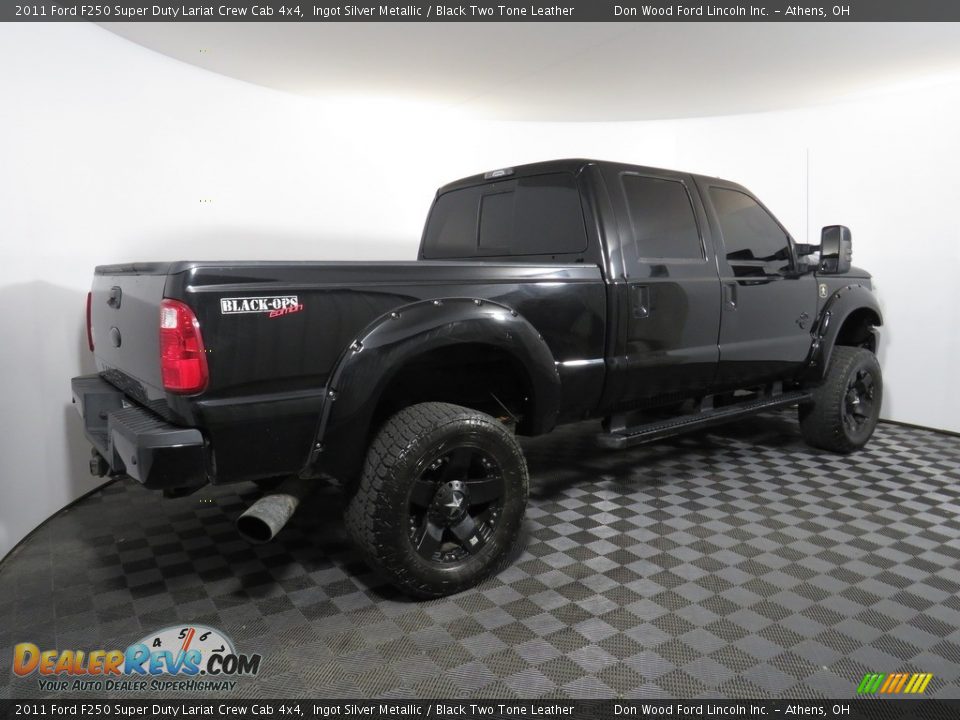 2011 Ford F250 Super Duty Lariat Crew Cab 4x4 Ingot Silver Metallic / Black Two Tone Leather Photo #12