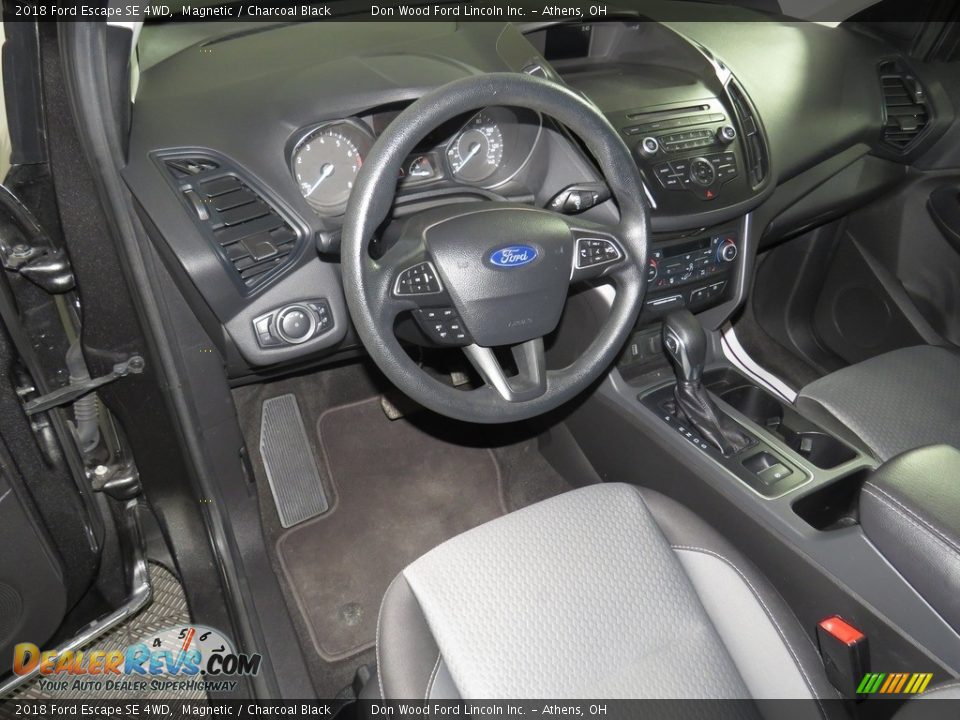 2018 Ford Escape SE 4WD Magnetic / Charcoal Black Photo #23