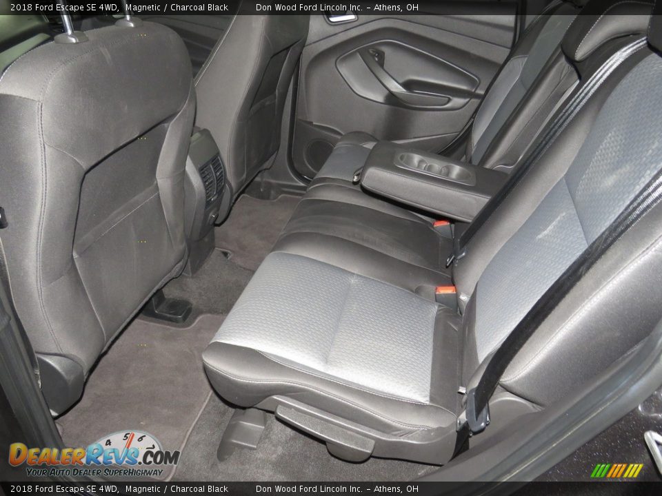 2018 Ford Escape SE 4WD Magnetic / Charcoal Black Photo #26