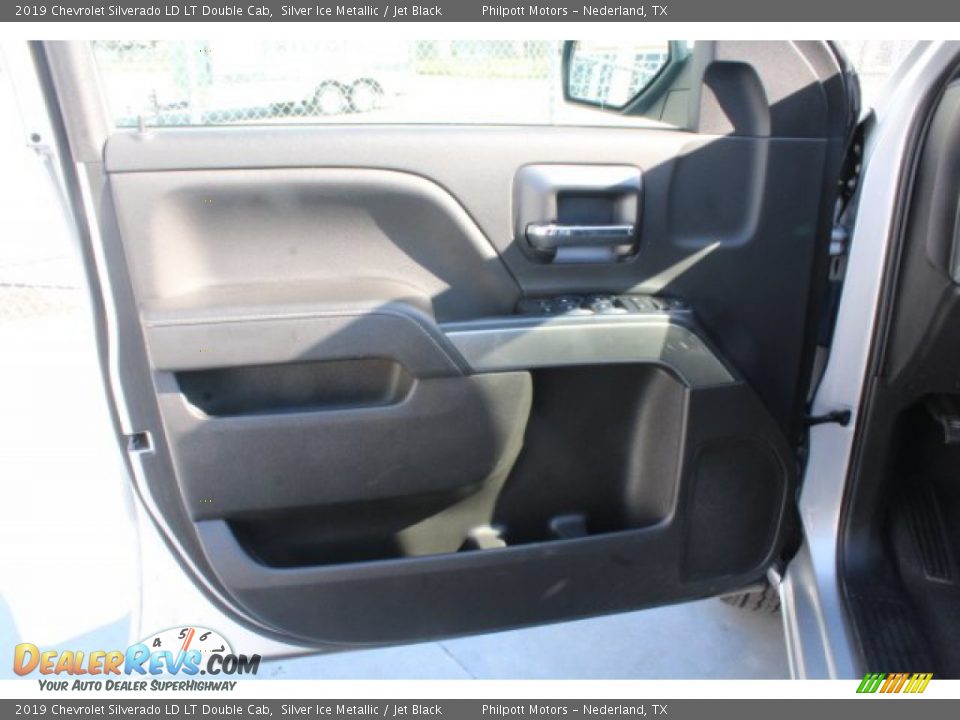 2019 Chevrolet Silverado LD LT Double Cab Silver Ice Metallic / Jet Black Photo #9