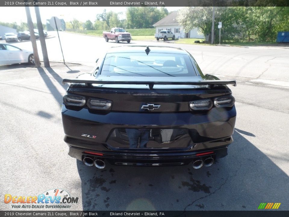 2019 Chevrolet Camaro ZL1 Coupe Black / Jet Black Photo #8