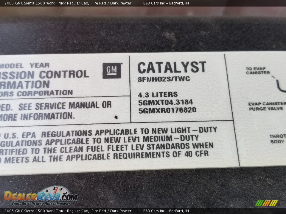 2005 GMC Sierra 1500 Work Truck Regular Cab Fire Red / Dark Pewter Photo #16