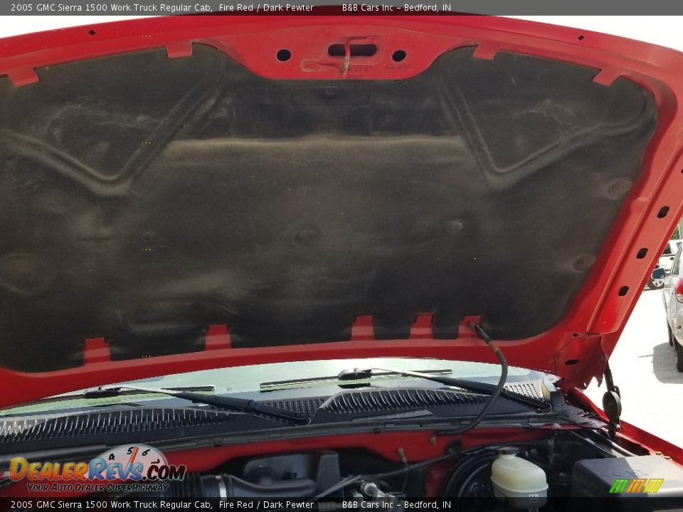 2005 GMC Sierra 1500 Work Truck Regular Cab Fire Red / Dark Pewter Photo #17