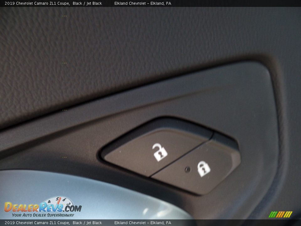 2019 Chevrolet Camaro ZL1 Coupe Black / Jet Black Photo #23