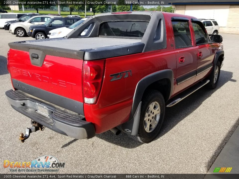 2005 Chevrolet Avalanche Z71 4x4 Sport Red Metallic / Gray/Dark Charcoal Photo #6