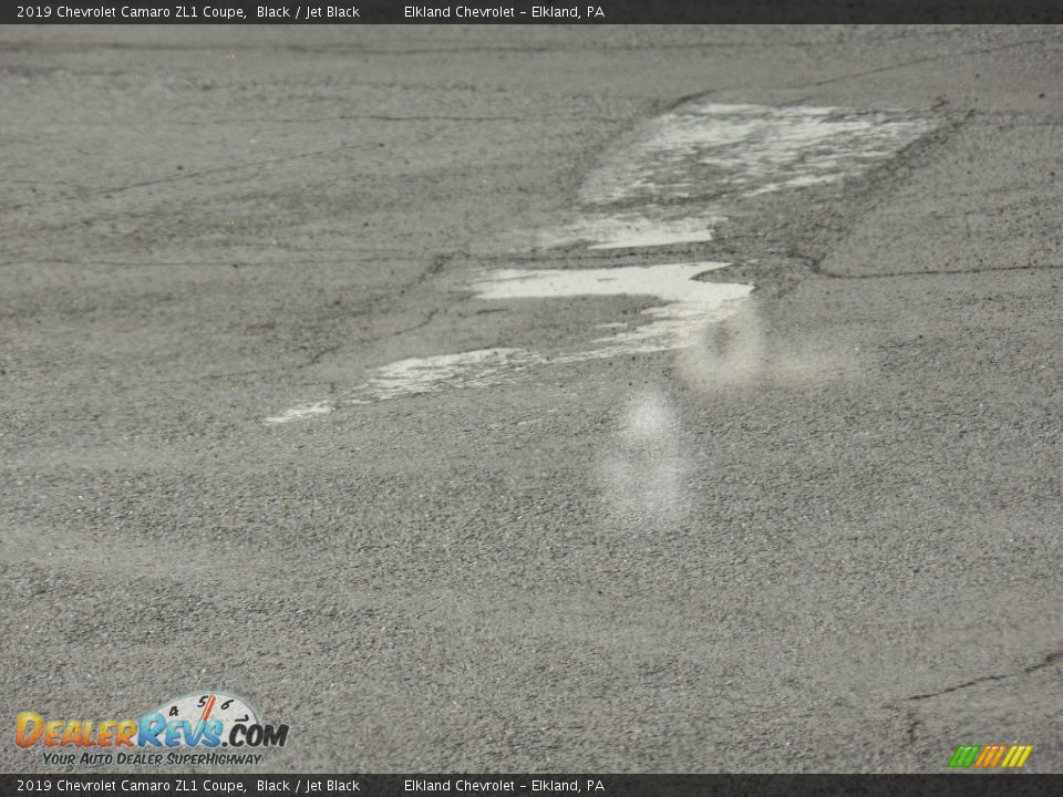 2019 Chevrolet Camaro ZL1 Coupe Black / Jet Black Photo #29