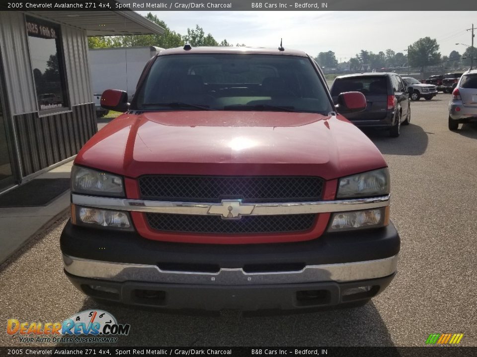 2005 Chevrolet Avalanche Z71 4x4 Sport Red Metallic / Gray/Dark Charcoal Photo #8