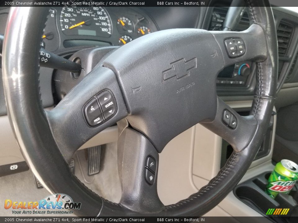 2005 Chevrolet Avalanche Z71 4x4 Sport Red Metallic / Gray/Dark Charcoal Photo #12