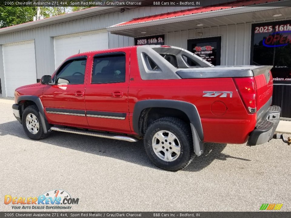 2005 Chevrolet Avalanche Z71 4x4 Sport Red Metallic / Gray/Dark Charcoal Photo #28