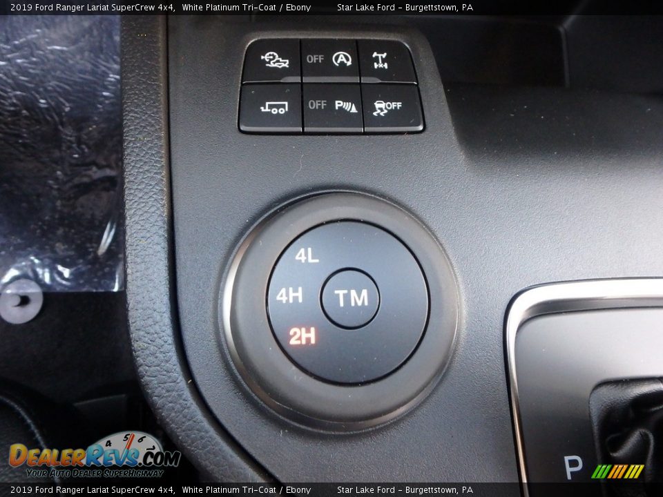 Controls of 2019 Ford Ranger Lariat SuperCrew 4x4 Photo #16