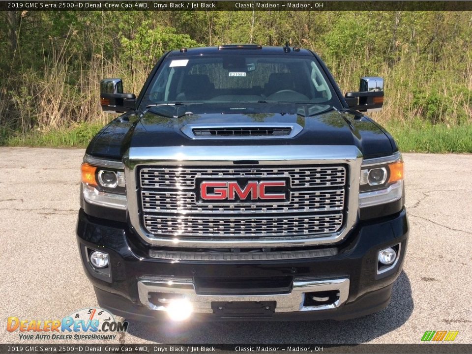 2019 GMC Sierra 2500HD Denali Crew Cab 4WD Onyx Black / Jet Black Photo #2