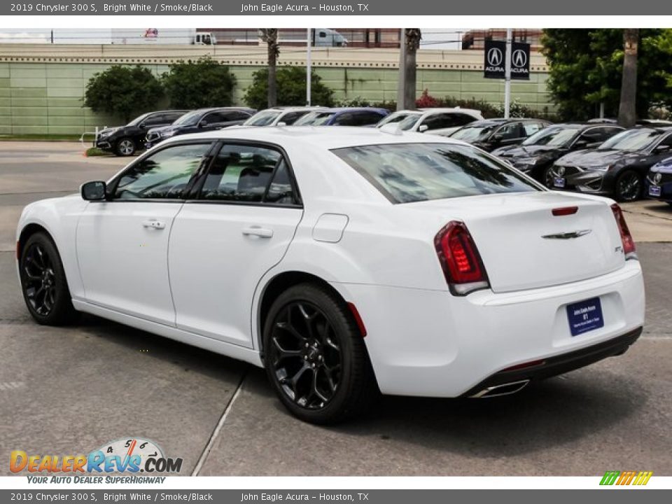 2019 Chrysler 300 S Bright White / Smoke/Black Photo #5
