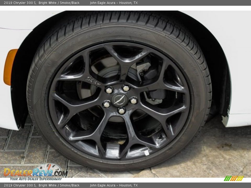 2019 Chrysler 300 S Bright White / Smoke/Black Photo #13
