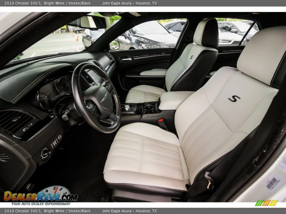 2019 Chrysler 300 S Bright White / Smoke/Black Photo #17