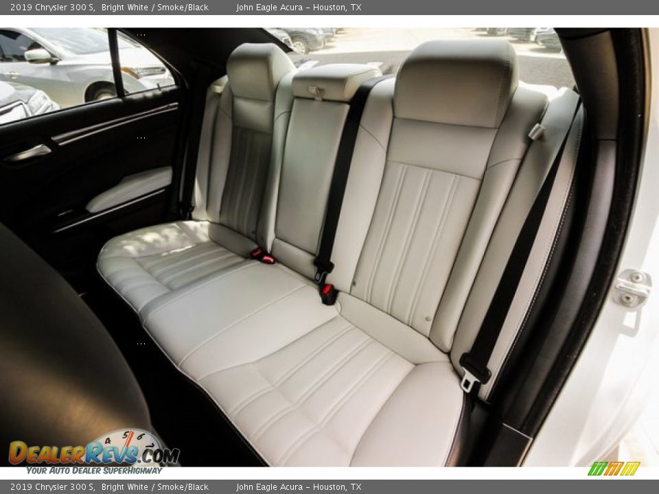2019 Chrysler 300 S Bright White / Smoke/Black Photo #19
