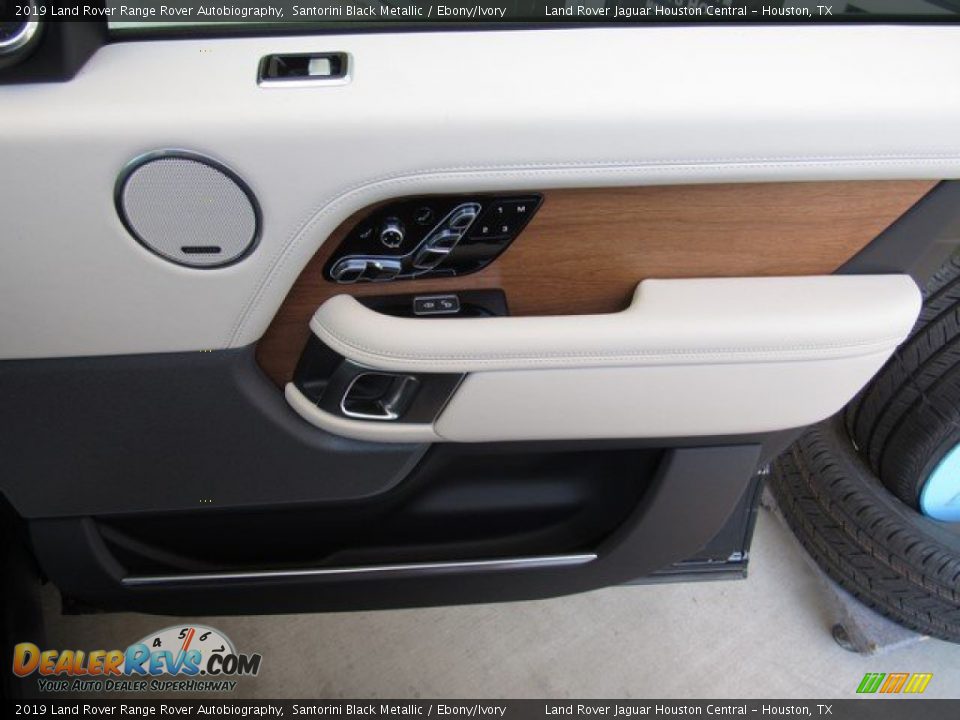 Door Panel of 2019 Land Rover Range Rover Autobiography Photo #20