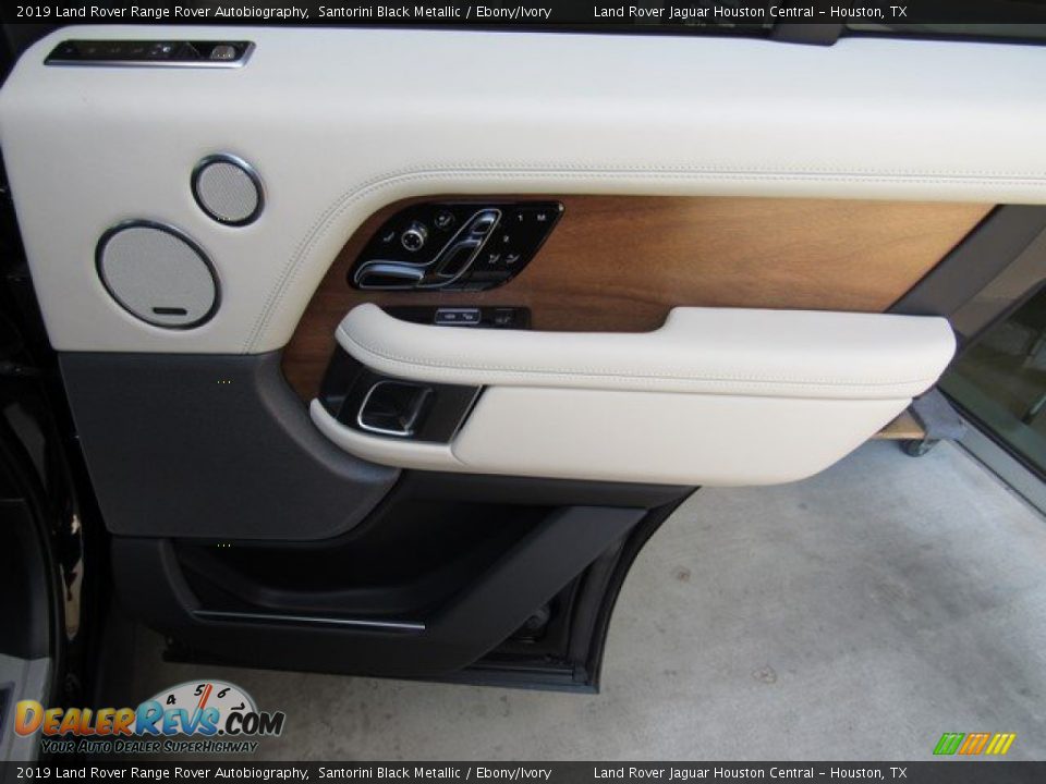 Door Panel of 2019 Land Rover Range Rover Autobiography Photo #22