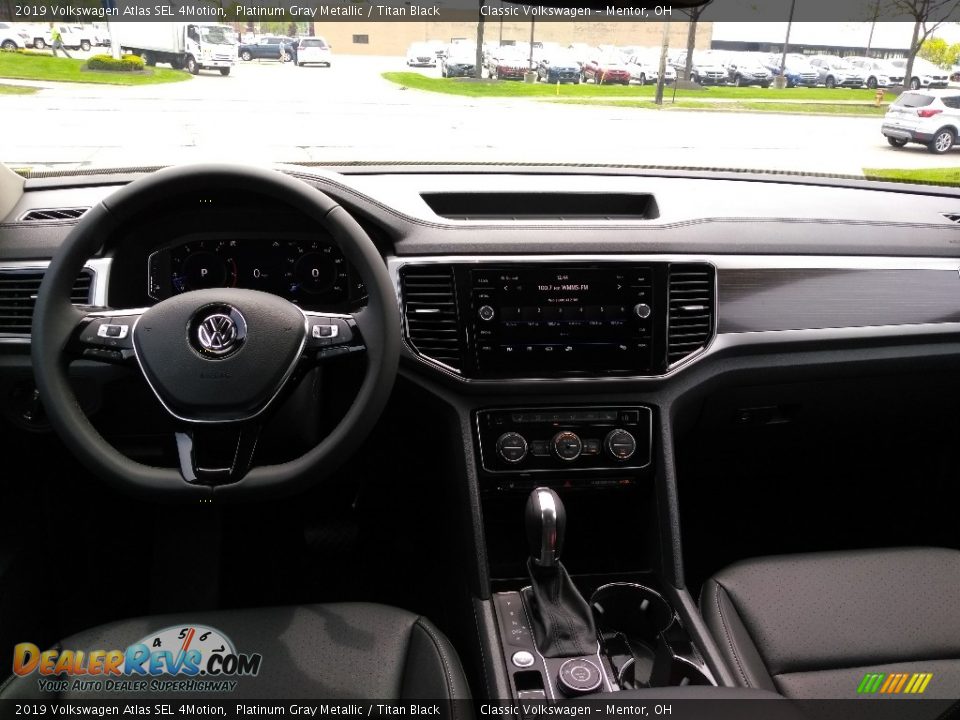 2019 Volkswagen Atlas SEL 4Motion Platinum Gray Metallic / Titan Black Photo #4