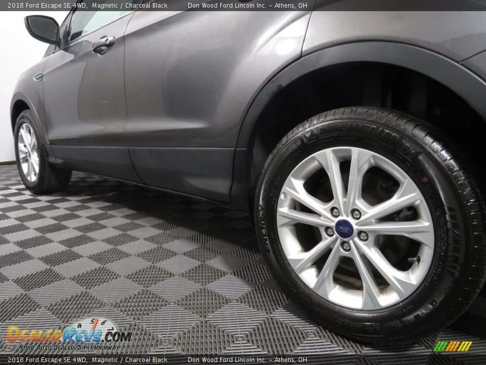2018 Ford Escape SE 4WD Magnetic / Charcoal Black Photo #10