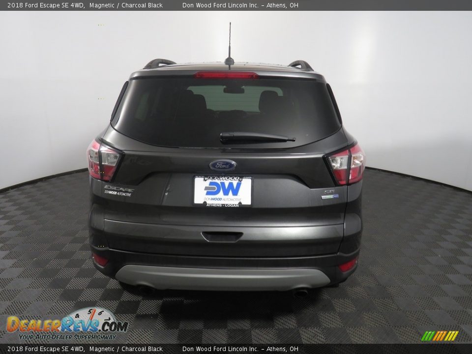 2018 Ford Escape SE 4WD Magnetic / Charcoal Black Photo #11