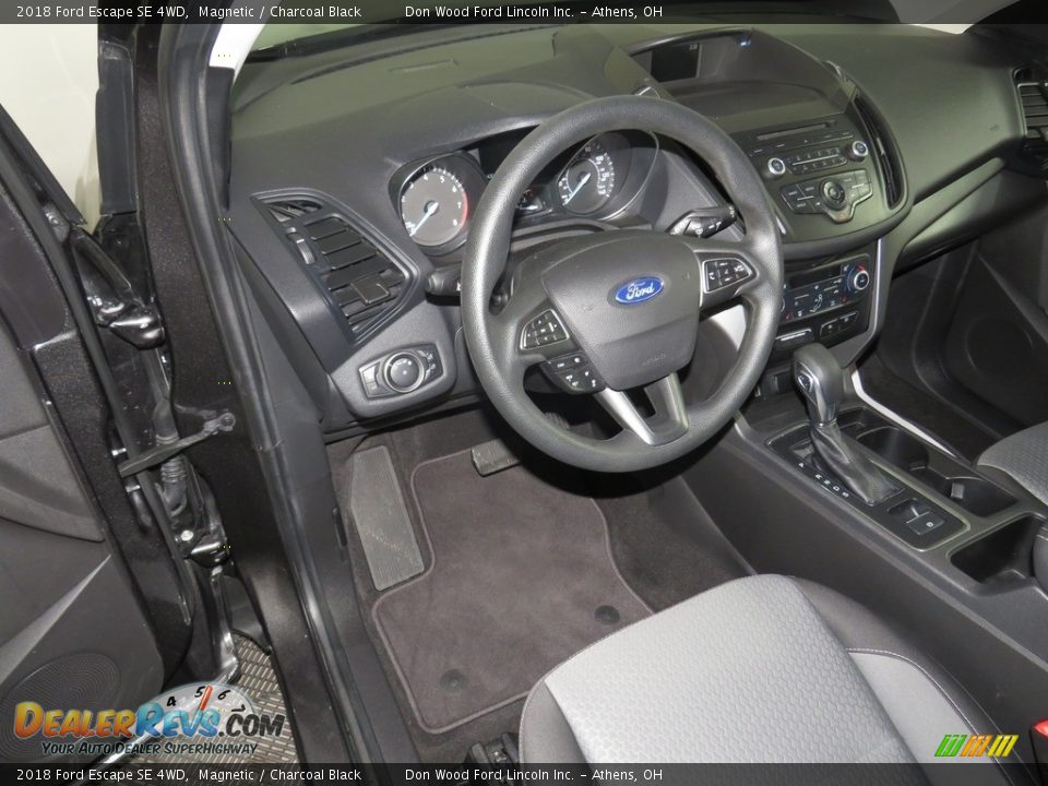 2018 Ford Escape SE 4WD Magnetic / Charcoal Black Photo #23