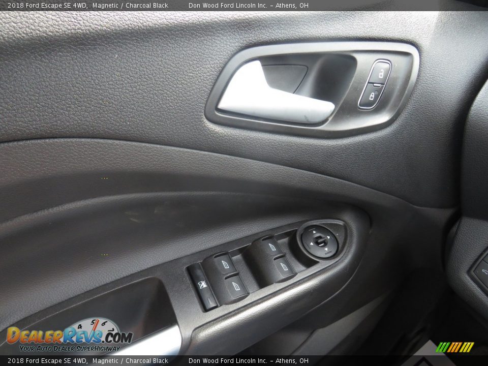 2018 Ford Escape SE 4WD Magnetic / Charcoal Black Photo #35