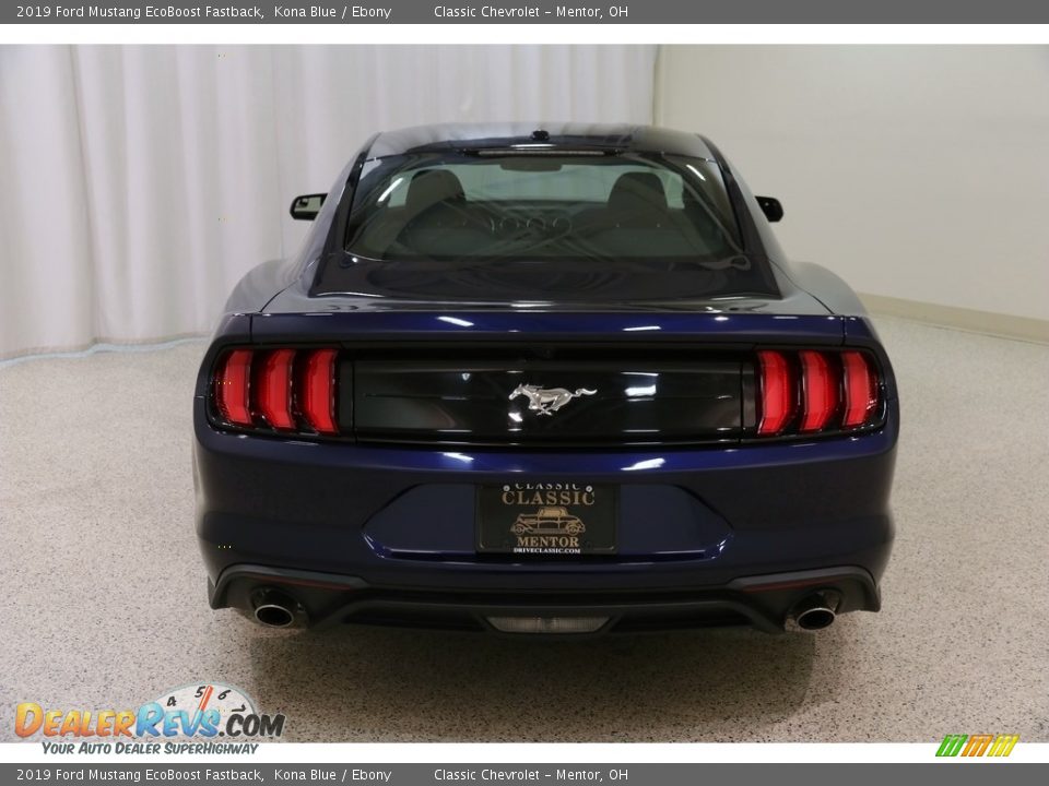 2019 Ford Mustang EcoBoost Fastback Kona Blue / Ebony Photo #18